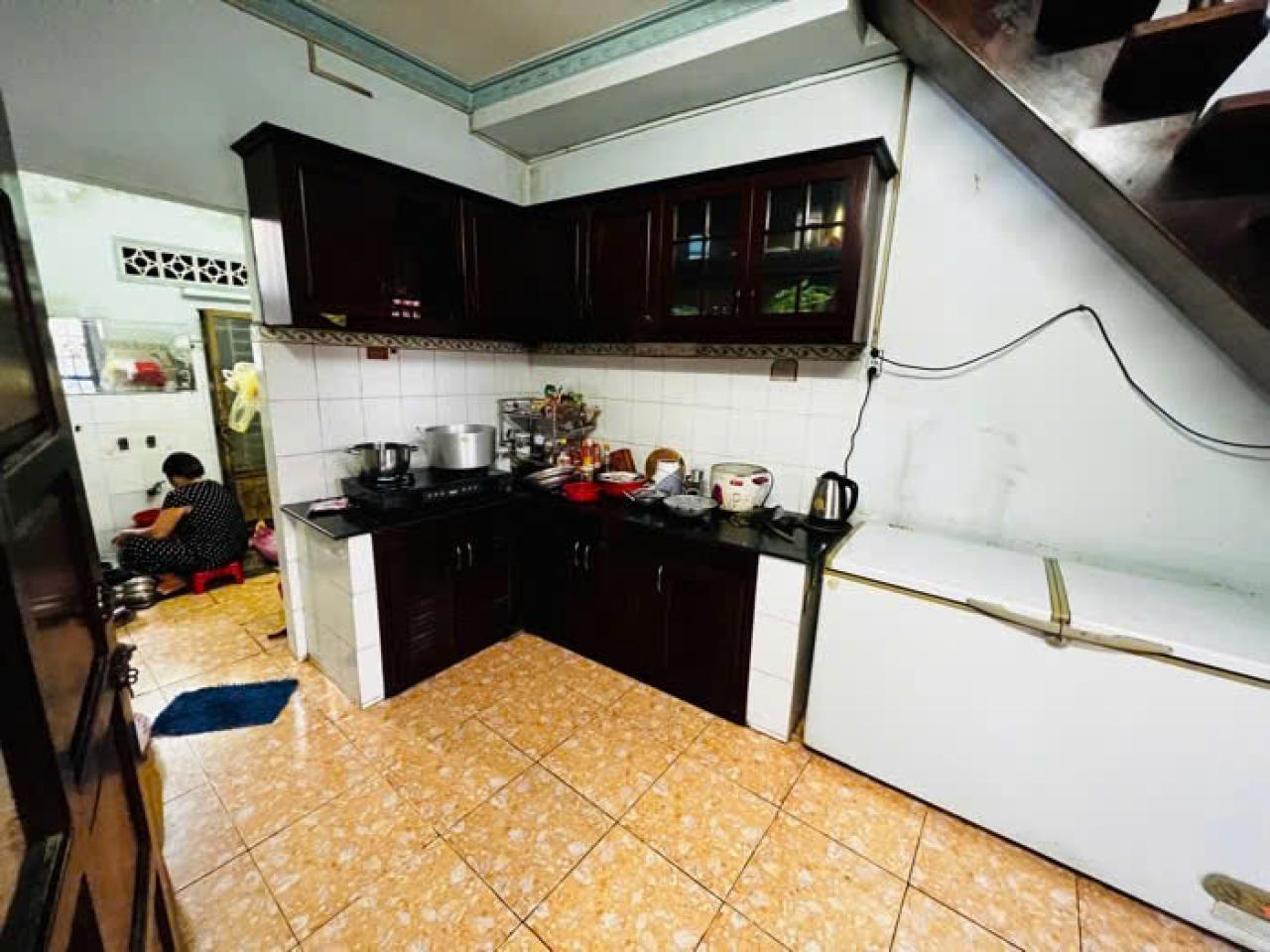 Giảm sốc 1.2 tỷ! Nhà MT 3 tầng 200m2, Nở hậu – Dương Công Khi HM - Ảnh 2